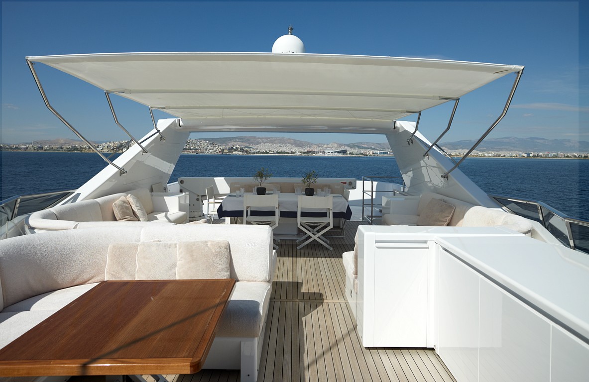 FELIGO sundeck.jpg