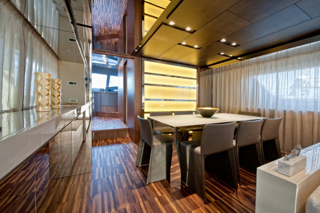 FORTUNA SL82 -  Dining.jpg