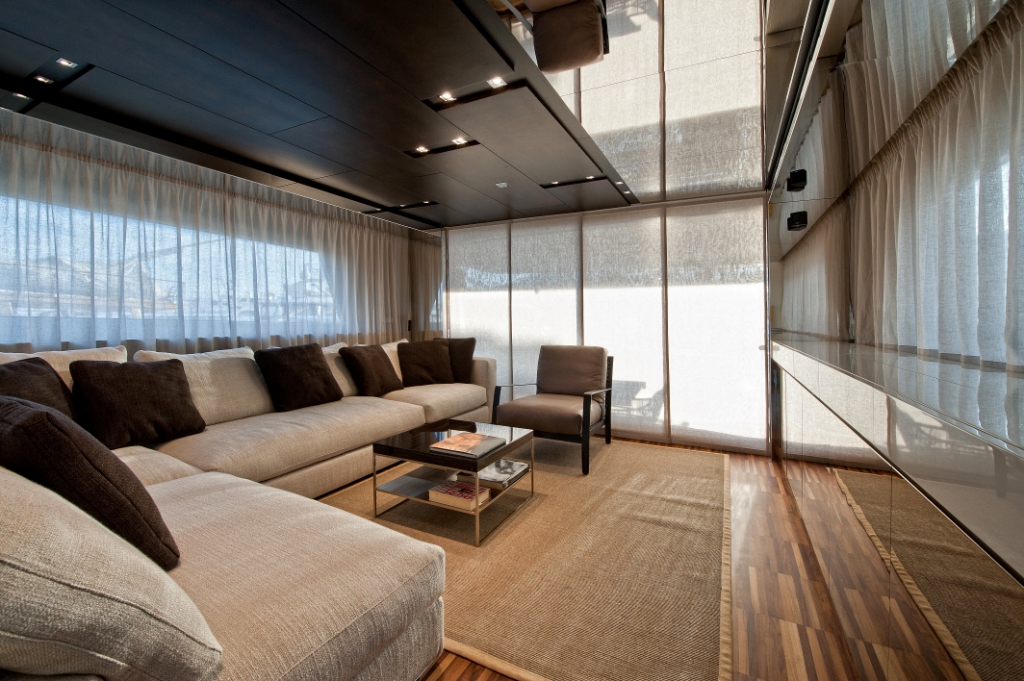 FORTUNA SL82 -  Salon Looking Aft.jpg
