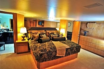 FREEDOM -  Master Cabin.jpg