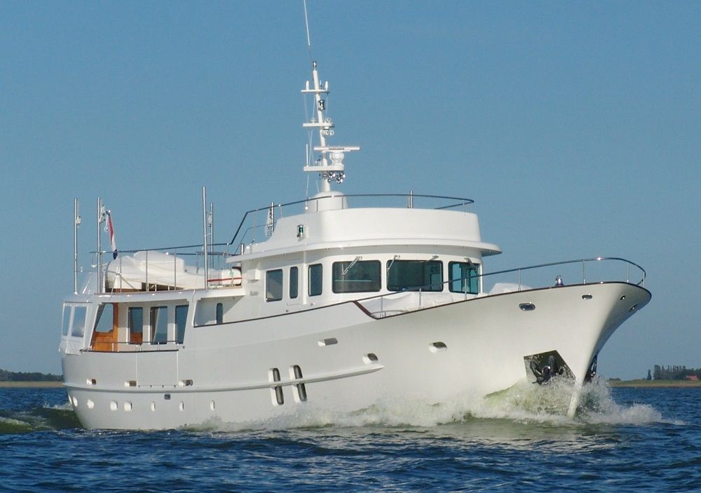 Feadship-complete-refit-of-classic-motor-yacht-SULTANA.jpg