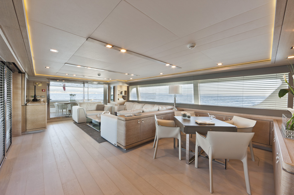 Ferretti Custom Line Superyacht ZIACANAIA - Saloon.jpg