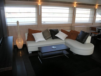 Firouzeh Salon2.jpg