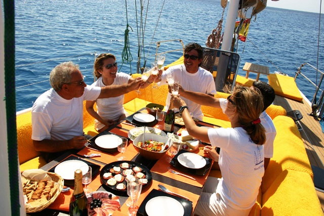 Fortuna -  Dining El Fresco.jpg