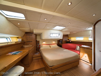 Four Devils - Master Cabin.jpg