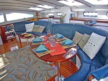 Frangines - Salon dining.jpg