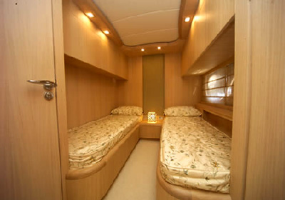 GEDO FOREVER - Twin Cabin.jpg