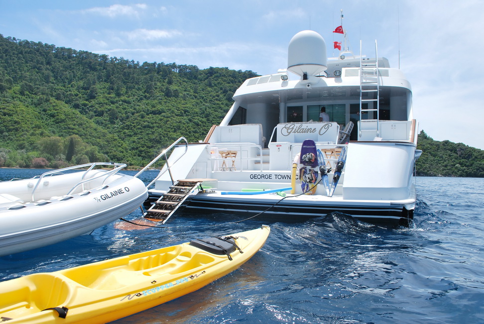 GILAINE O - Stern view.jpg