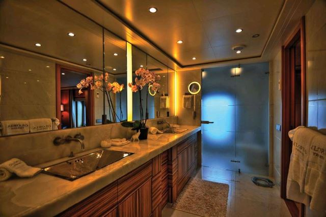 GLORIA TERESA -  Master Ensuite.jpg