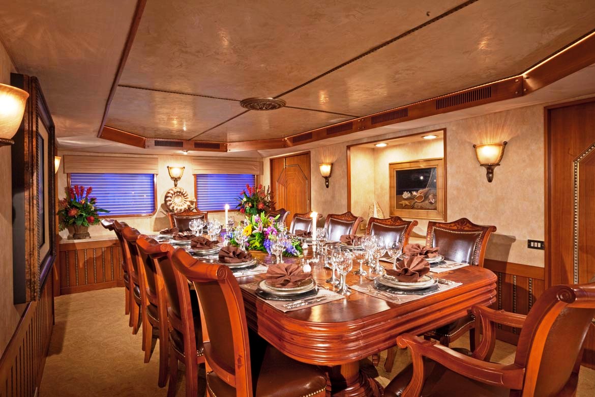 GOLDEN COMPASS -  Dining Room.jpg
