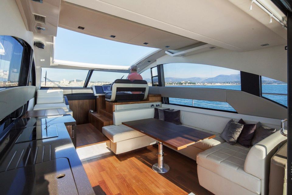 GREY GOOSE OF ANTIBES -  Salon looking forward.jpg