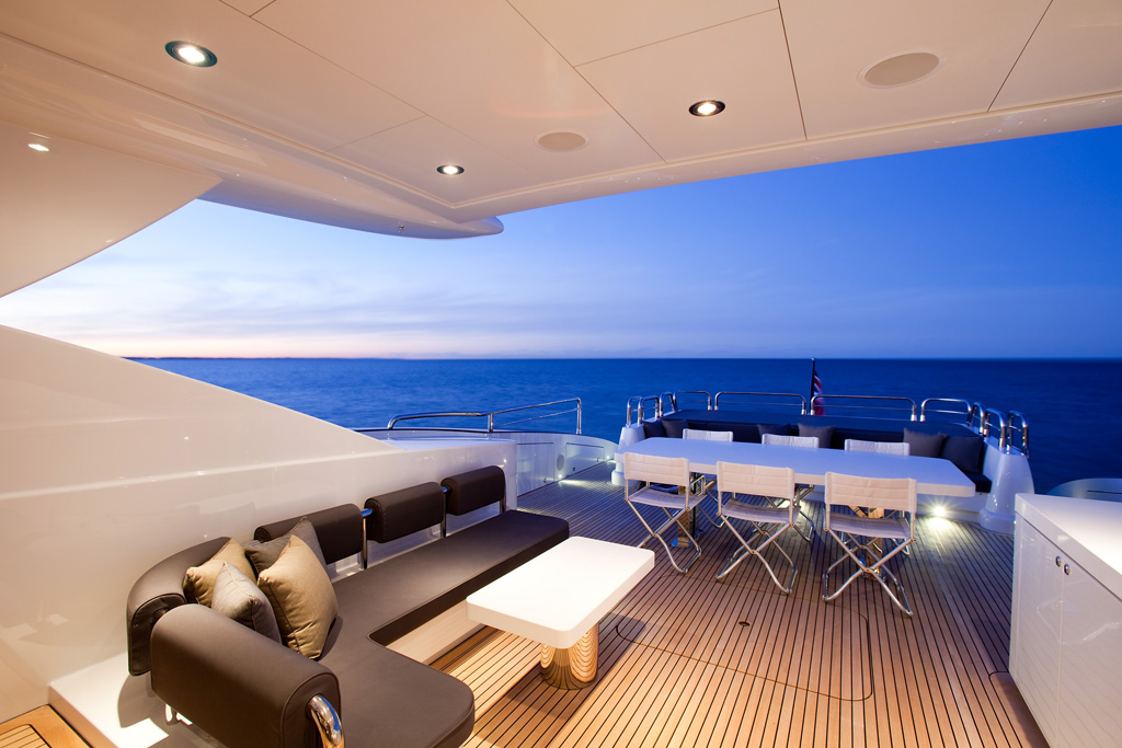 Ghost II -  Looking Aft.jpg