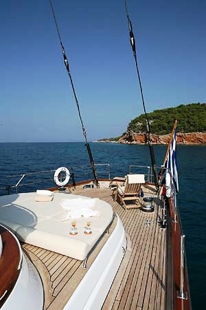 Gitana -  Deck.jpg