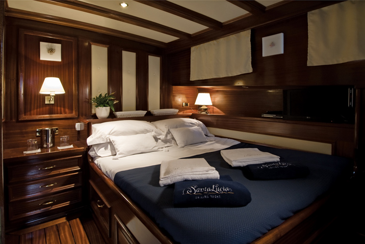 Guet SANTA LUCIA -  Guest Cabin 2.jpg