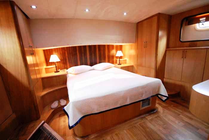 Gulet Albatros F Cabin.jpg