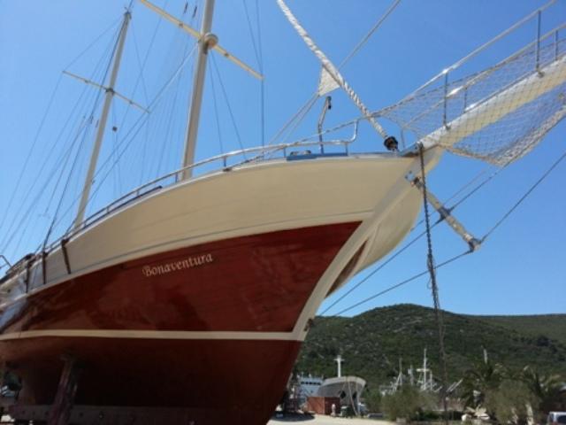 Gulet BONAVENTURA - Bow.jpg