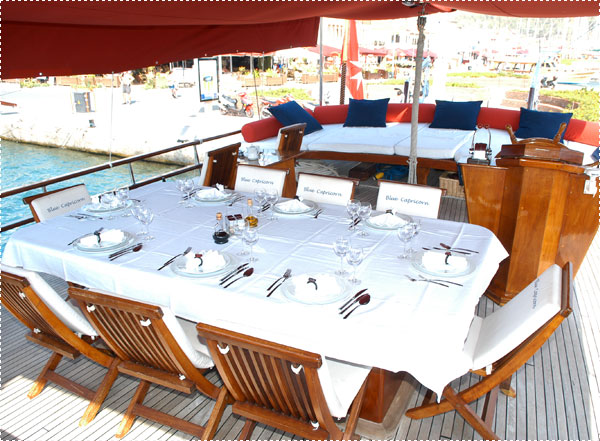 Gulet Blue Capricorn -  Al Fresco Dining.jpg