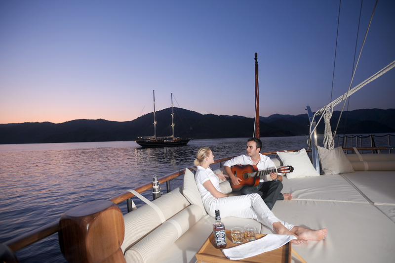 Gulet MARENOSTRUM - Aft sunpads.jpg