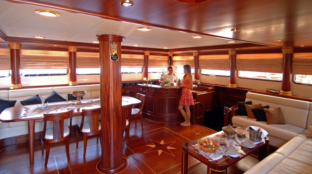 Gulet MARENOSTRUM - Salon.jpg