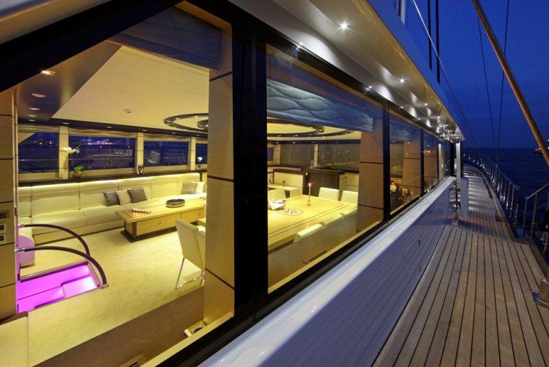 Gulet Perla Del Mare -  Side Deck.jpg