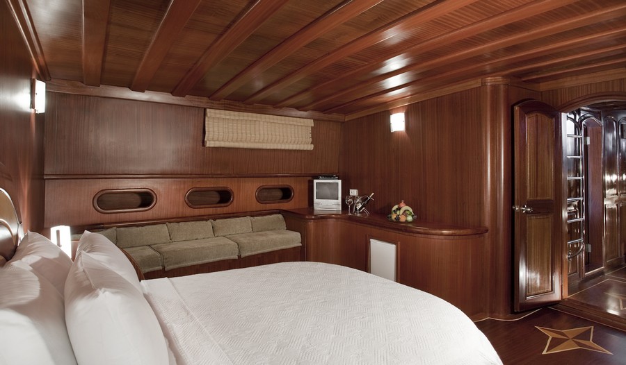 Gulet S DOGU -  Master Cabin 3.jpg