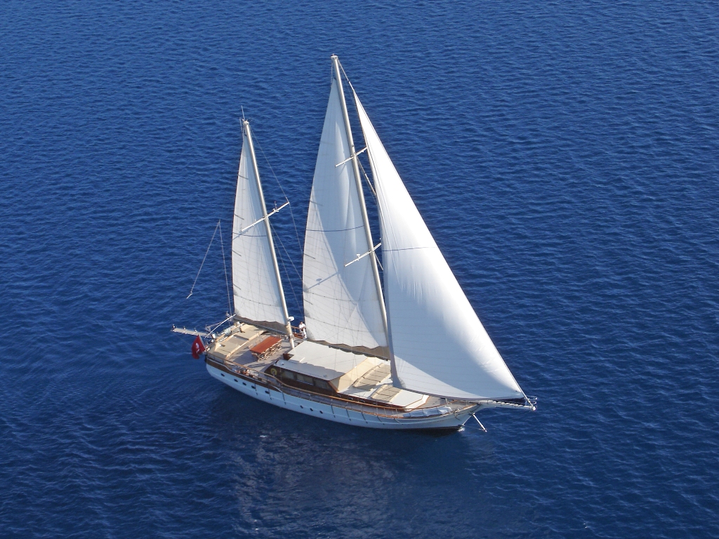 Gulet SCHATZ  -  Sailing.jpg