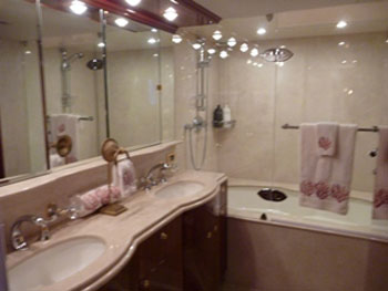 HAIL MARY master ensuite.jpg