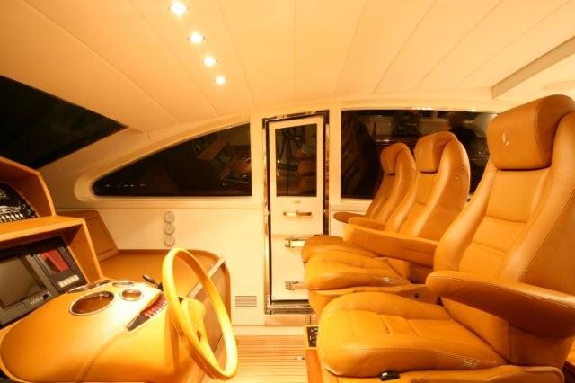 HARDWORK II - Cockpit.jpg