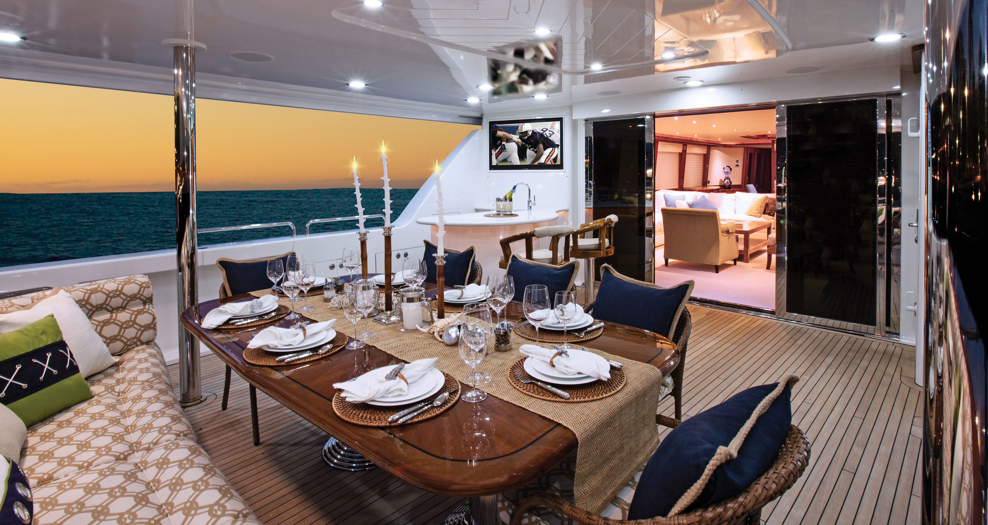 HIGH COTTON - Aft Deck.jpg