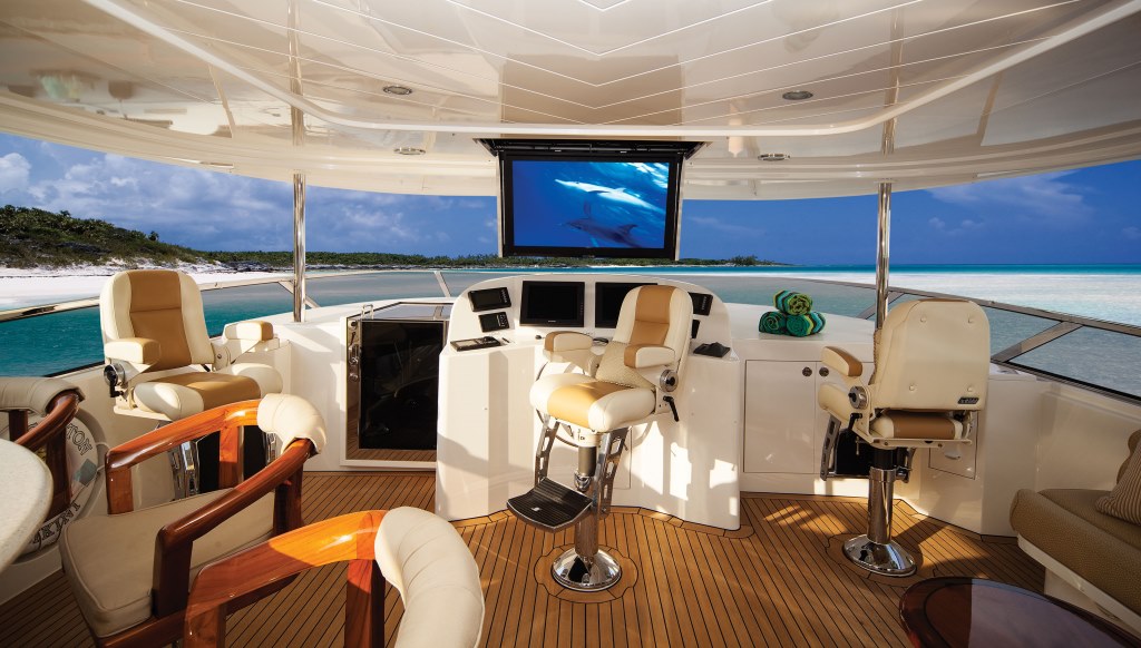 HIGH COTTON - Sundeck.jpg