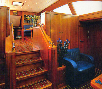 Highland Breeze stairs to saloon.jpg