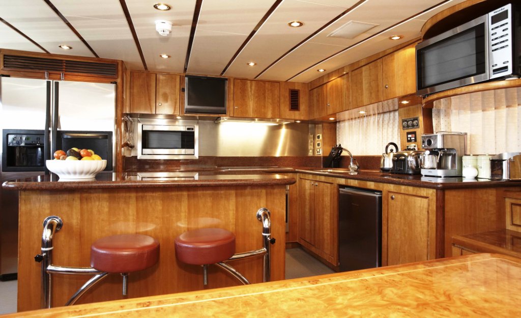 Hillsy  Galley 2.jpg