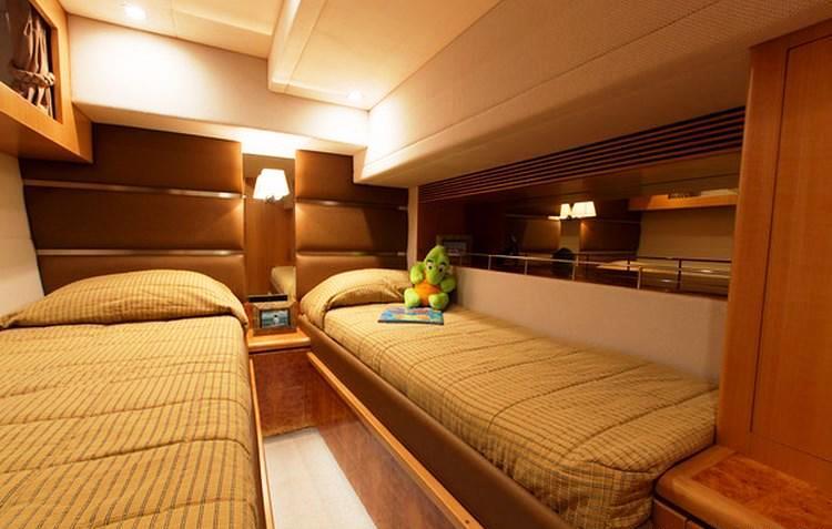 Horizon PC 60 SEA BOSS -  Twin Cabin.jpg