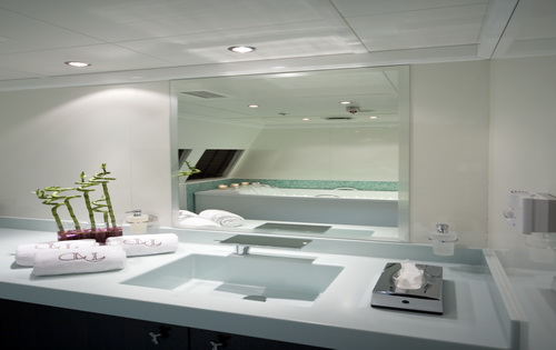Hydrotherapy Room.jpg