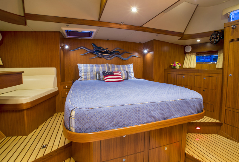 Hylas DESTINY Master Cabin.jpg