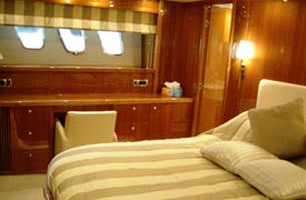 ILE BOHEMIEN -  Master Cabin.jpg