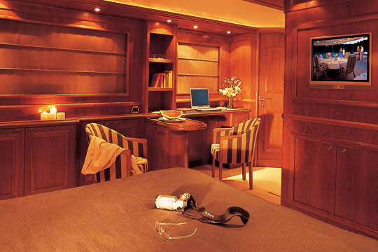 Iris MasterCabin.jpg