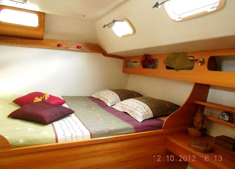 J. LE GOELAND -  Guest Cabin 0.jpg