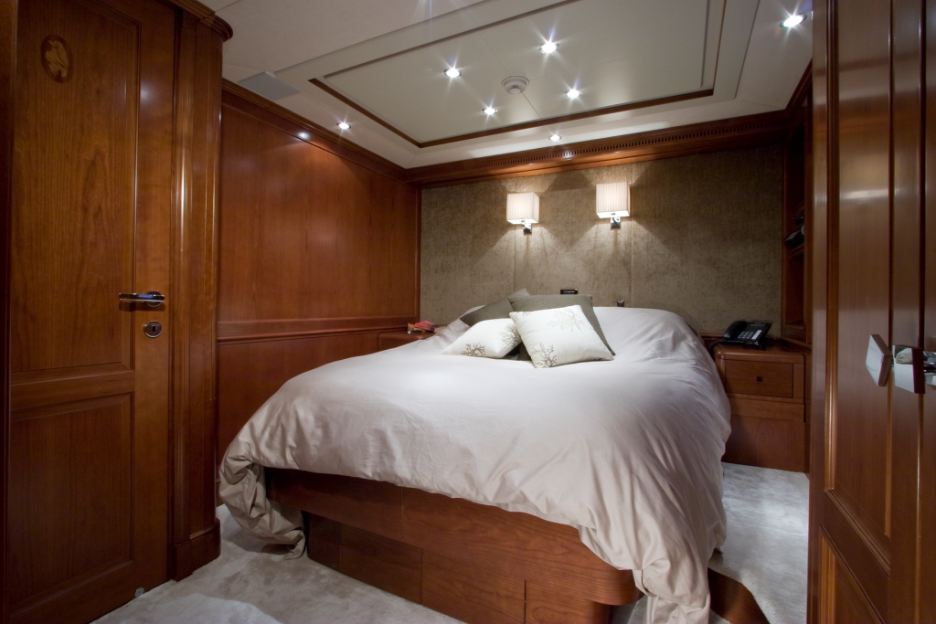 JAZZ - VIP cabin.jpg
