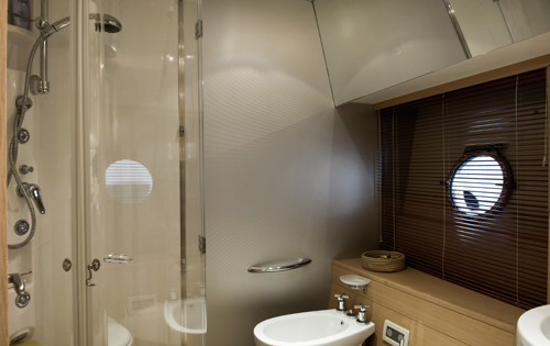 JOHN JOHN Bathroom.jpg
