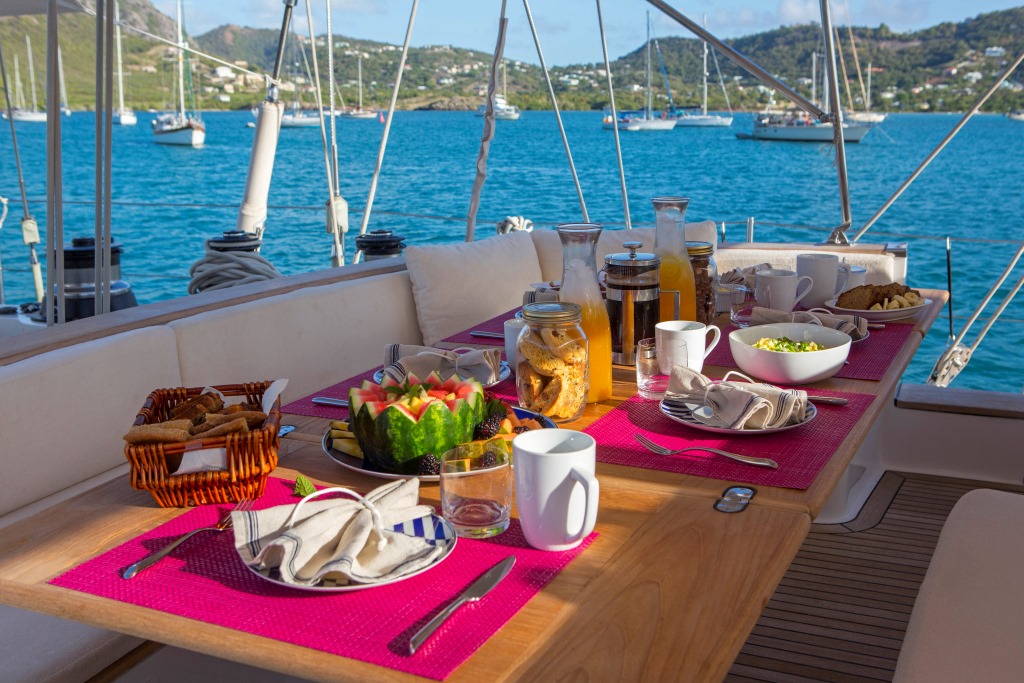 JUPITER Sailing yacht - Alfresco dining.jpg