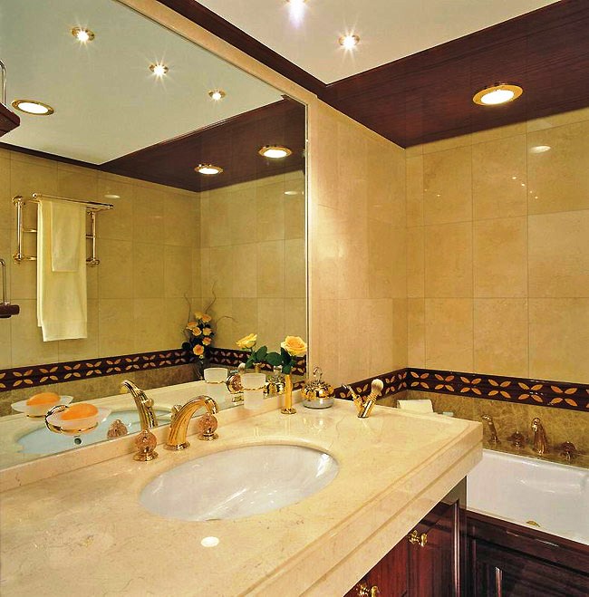Jasmin -  Master Bathroom.jpg