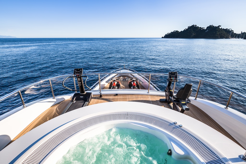 Jetsetter - Jacuzzi.jpg
