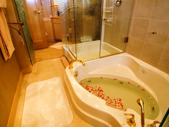 KAPALUA -  Master Jaccuzi.jpg