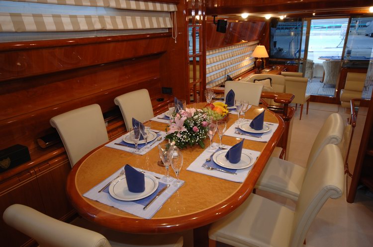 KENTAVROS II  -  Dining.jpg