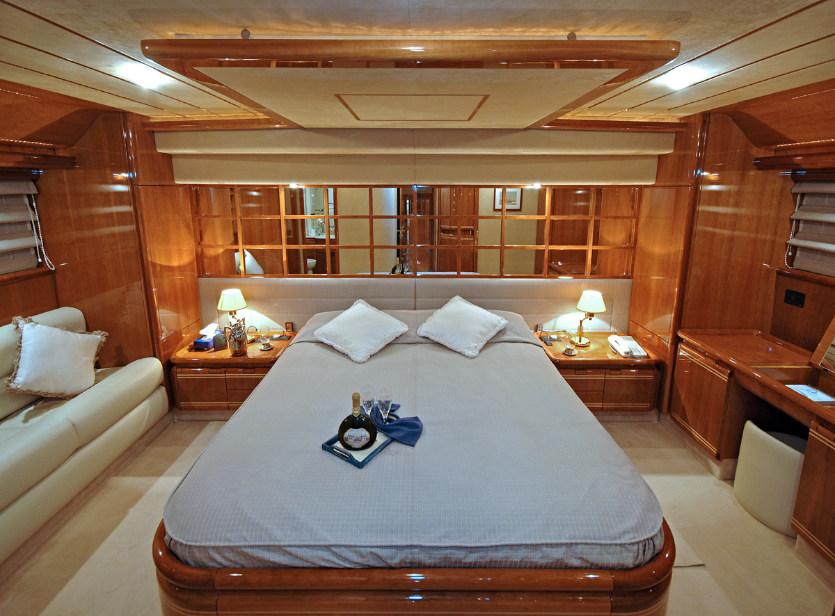 KENTAVROS II  -  Master Cabin 3.jpg