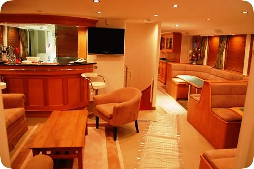 Kalibobo Spirit -   Salon View 2.jpg