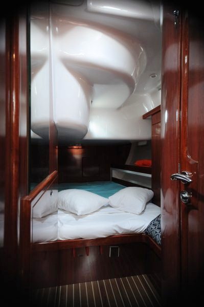 Kallisto Aft Cabin.JPG