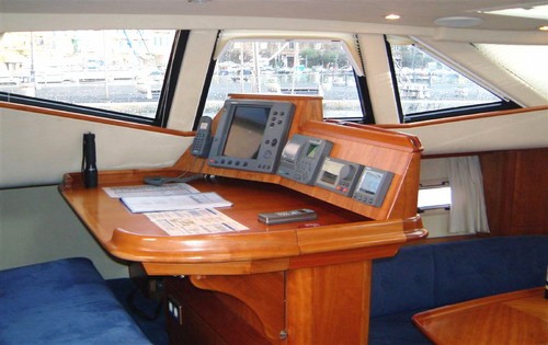Katha Bani Cockpit.jpg