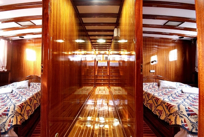 Kayhan Kaptan Hall.jpg
